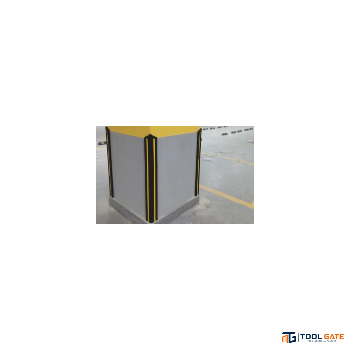 كاوتشوك EPDM لحماية زوايا الأعمدة بعاكس أصفر ومقوى بالصاج المجلفن طول 1 متر عرض 7.5*7.5 سم